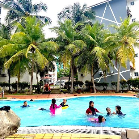 Smilez Homestay H102 & A306 At Pd Perdana Kondo Resort Port Dickson Zewnętrze zdjęcie